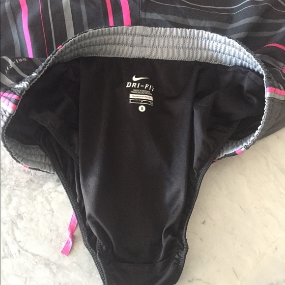 Striped Nike Running Shorts - Picture 4 of 5